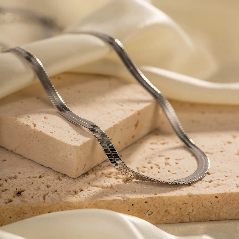 Fischgräten-Halskette