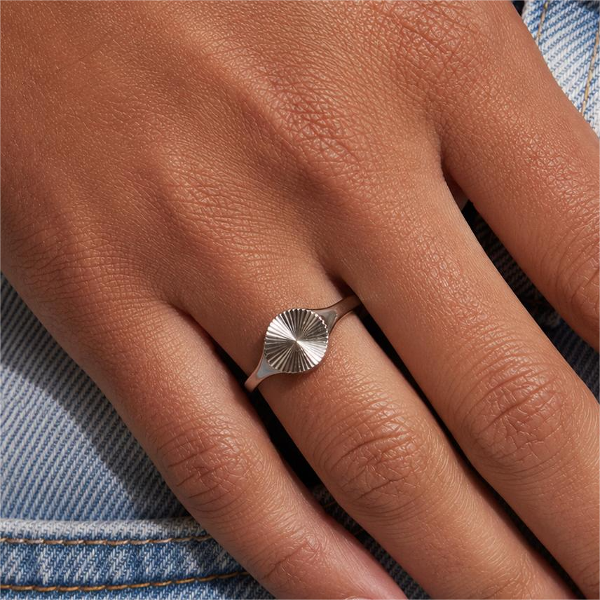 Helios Ring