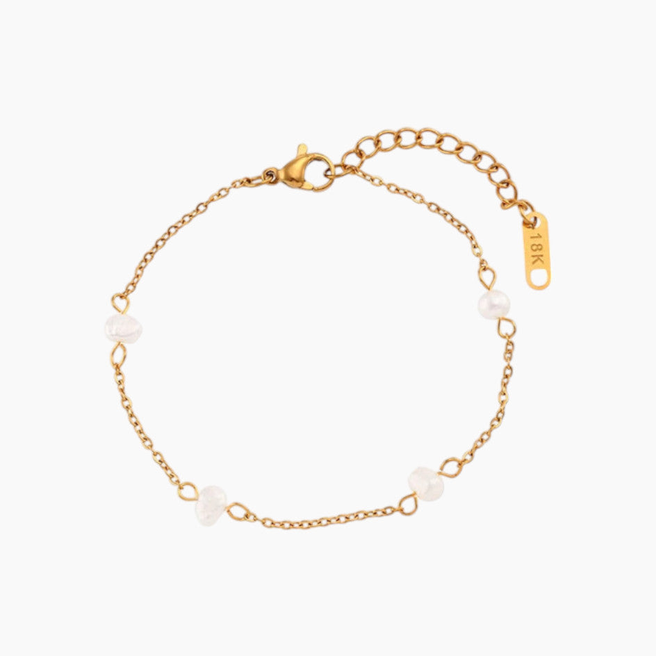 Гривна със сладководни перли Перлена следа