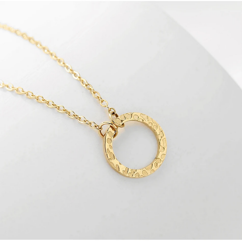 Колие Астра