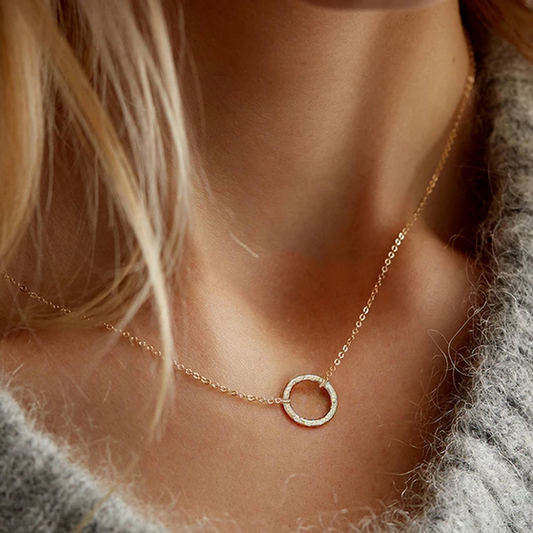 Колие Астра