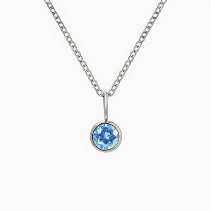 Колие с камък на месеца Близо до сърцето