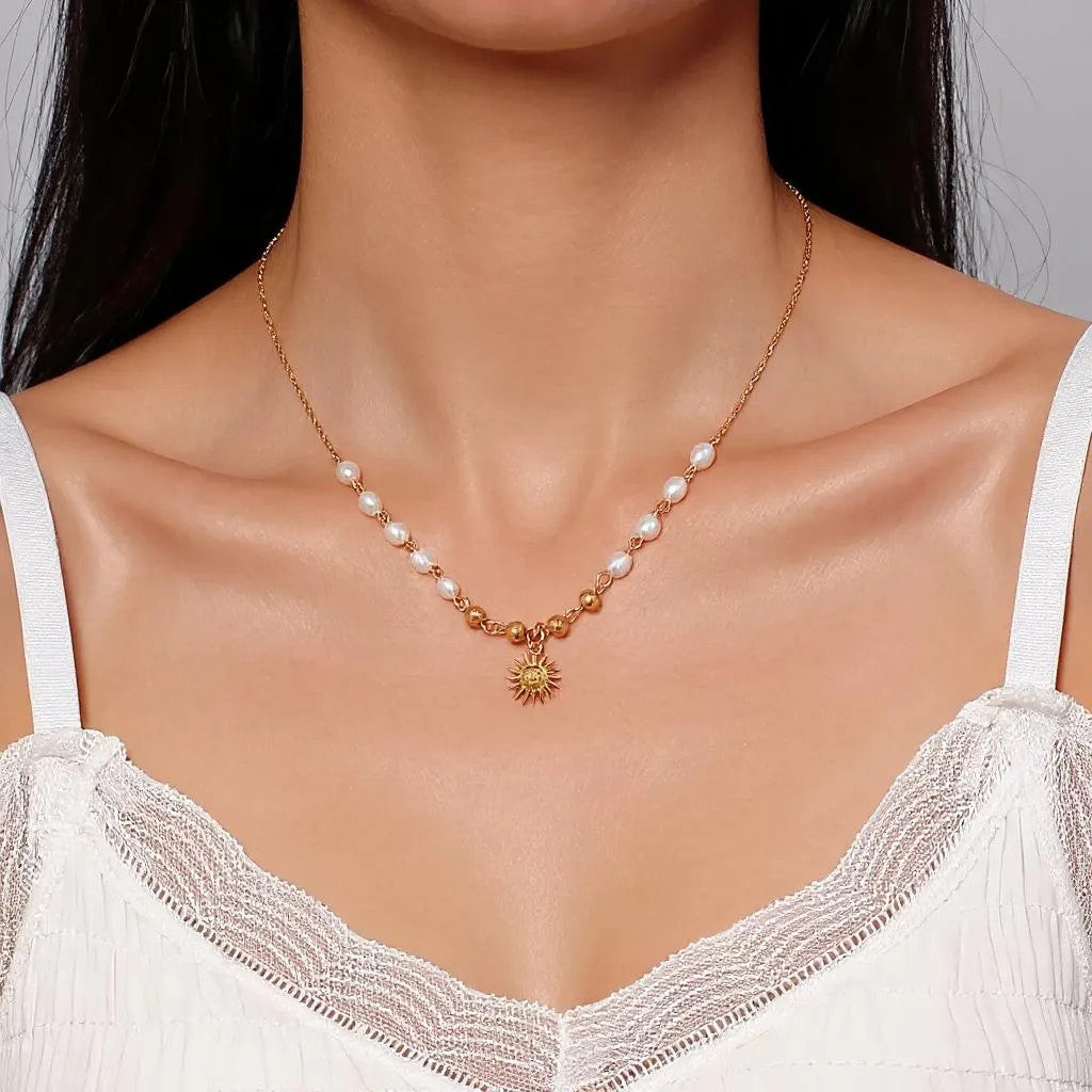 Колие Хелиос